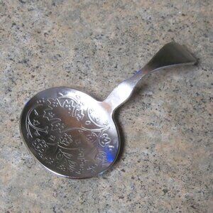 Vintage Norpro 18/10 Stainless Steel Tea Bag Resting Spoon with Engraved Pattern